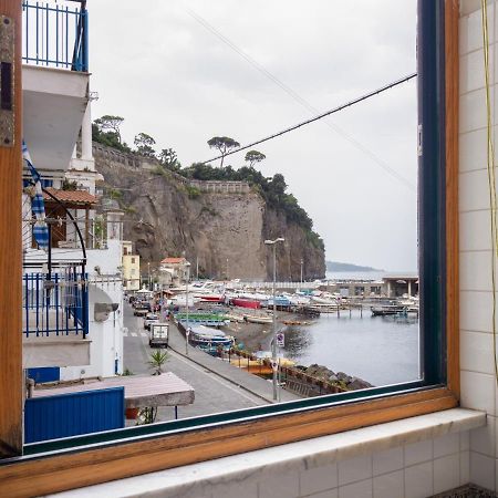 Casa Mariarosa - Seaside Apartment With Balcony Piano di Sorrento Eksteriør billede