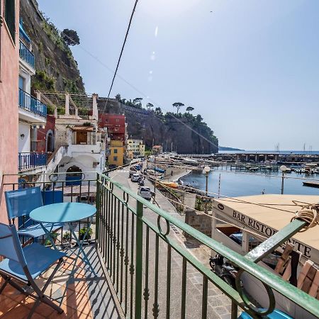 Casa Mariarosa - Seaside Apartment With Balcony Piano di Sorrento Eksteriør billede