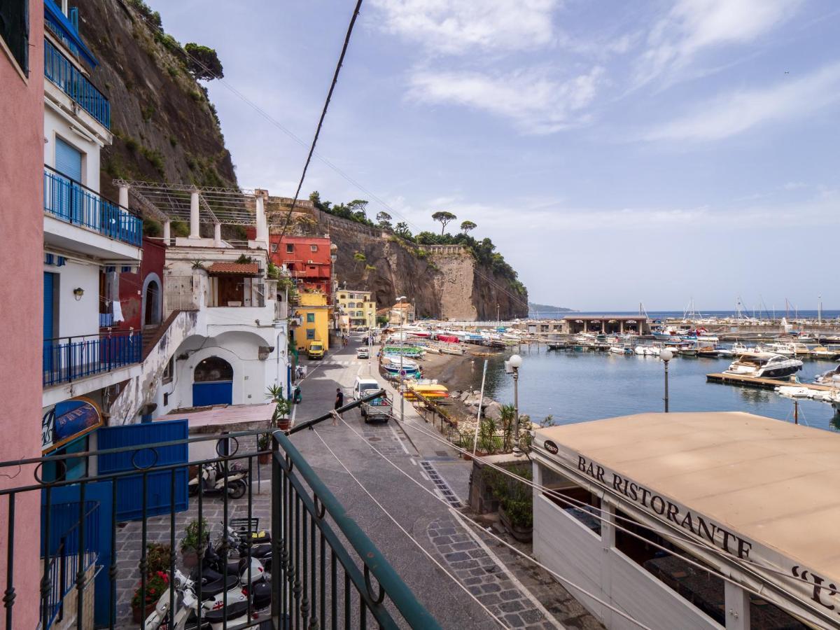 Casa Mariarosa - Seaside Apartment With Balcony Piano di Sorrento Eksteriør billede