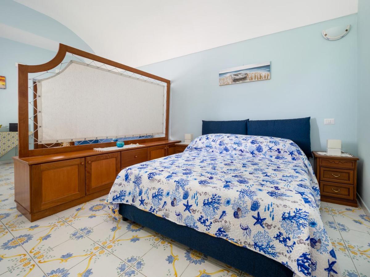 Casa Mariarosa - Seaside Apartment With Balcony Piano di Sorrento Eksteriør billede