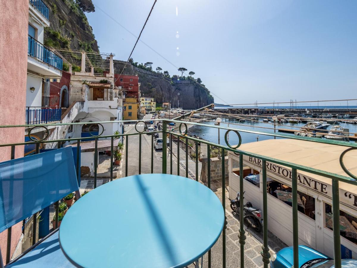 Casa Mariarosa - Seaside Apartment With Balcony Piano di Sorrento Eksteriør billede